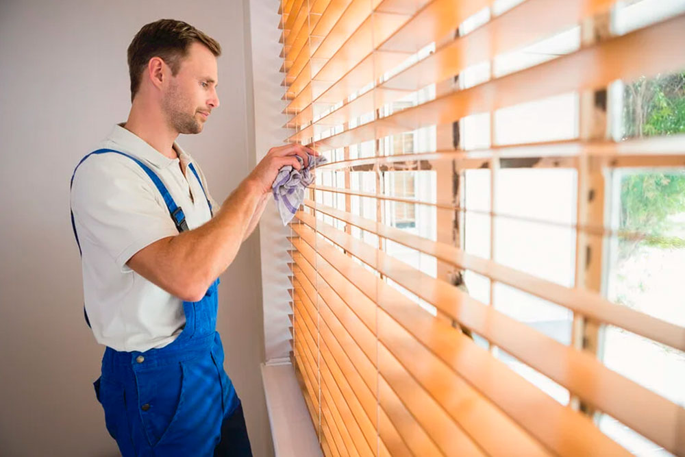 Limpieza-de-Cortinas-Stores